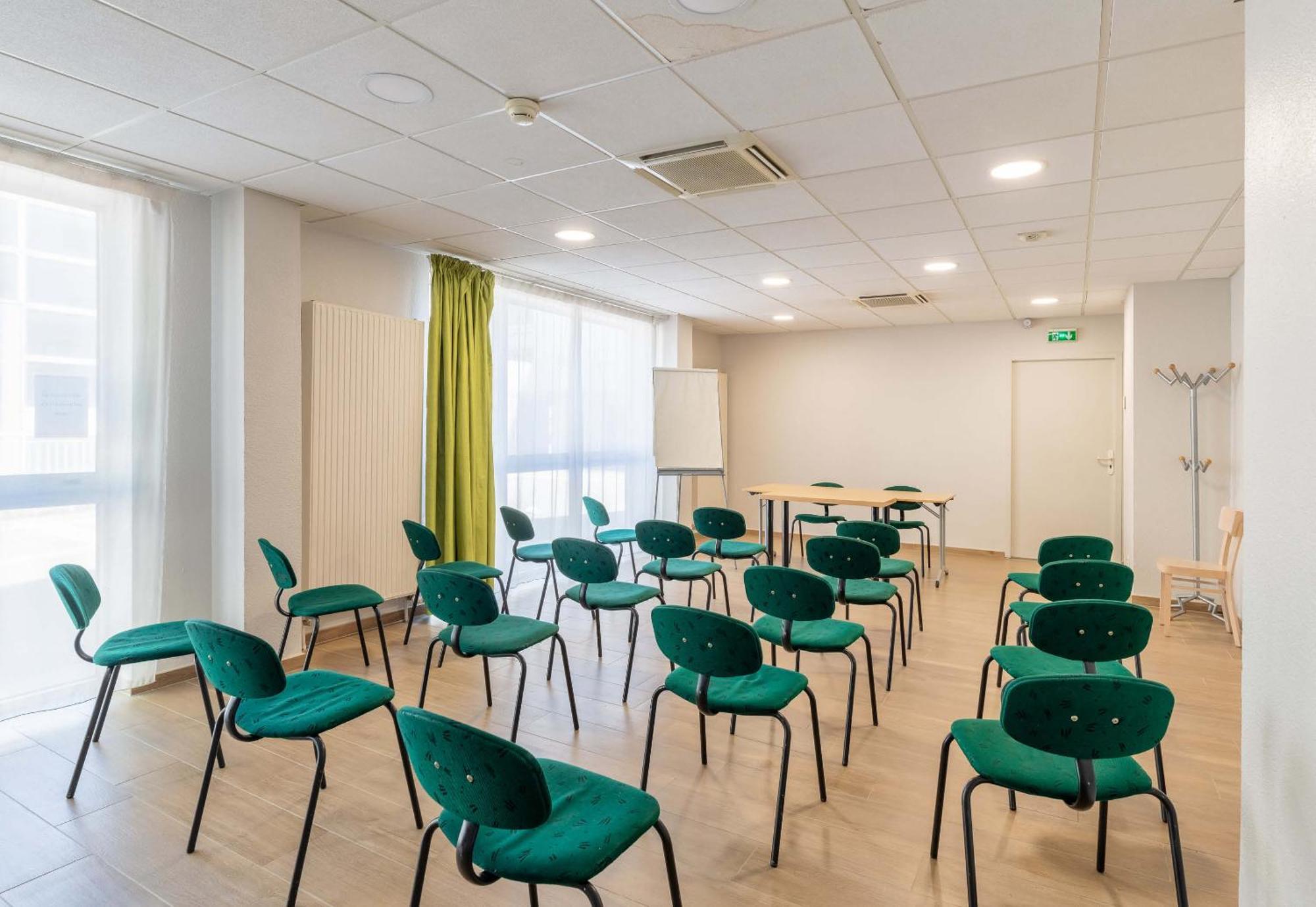 B&B Hotel Lyon Centre Monplaisir Екстер'єр фото