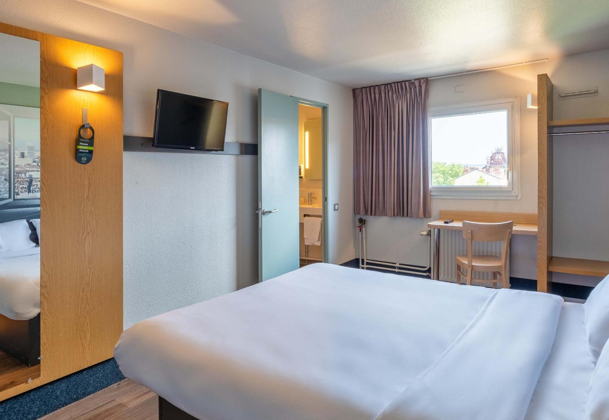 B&B Hotel Lyon Centre Monplaisir Екстер'єр фото