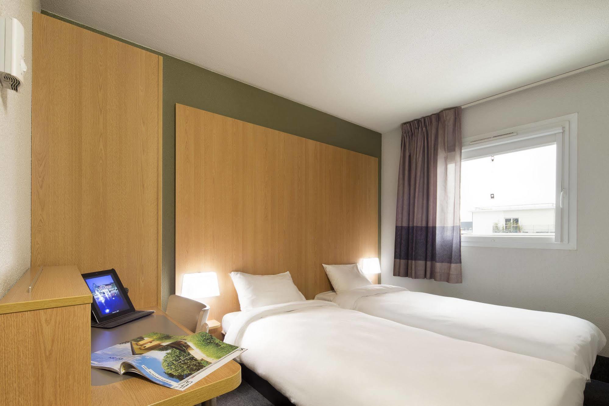 B&B Hotel Lyon Centre Monplaisir Екстер'єр фото